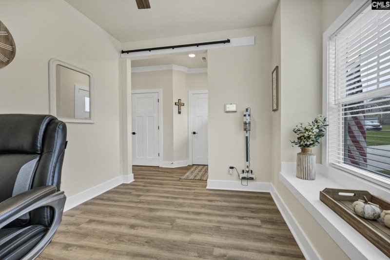 Property image 5 of 285 Shadowbrook Way in Friendship Hill Farms, Camden, SC 29020