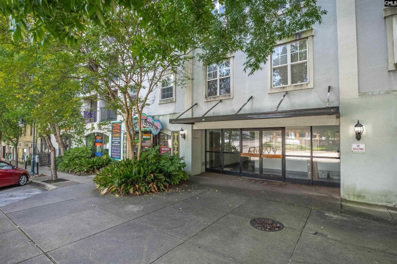 Property image 2 of 2002 Greene Street 307 in Place On The Greene, Columbia, SC 29205