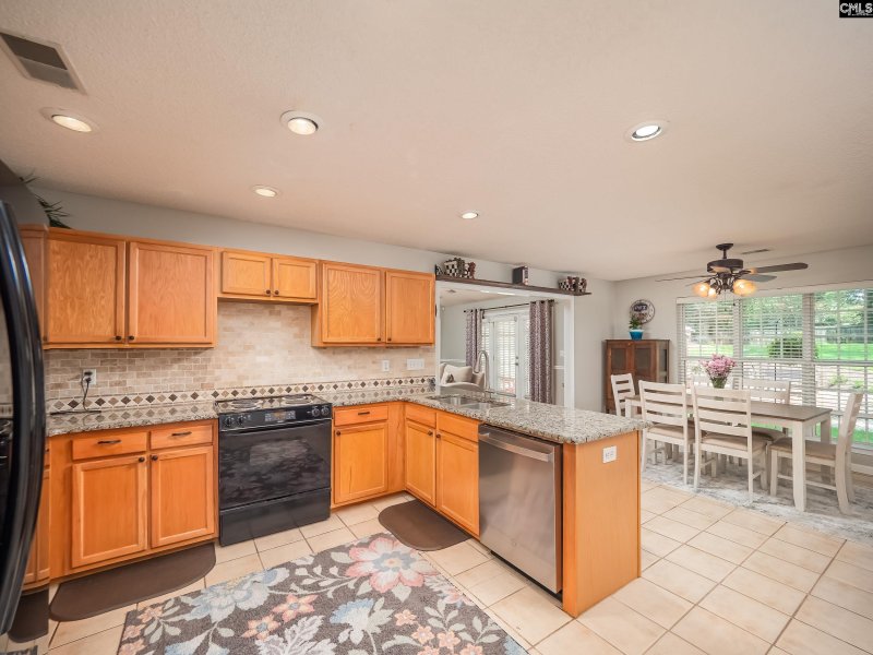 Property image 5 of 311 Knotts Circle in Longs Pond Estates, Lexington, SC 29073