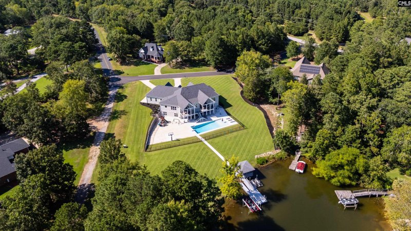 Property image 3 of 42 Sommerset Place in The Pointes Of Plantation Pointe, Prosperity, SC 29127