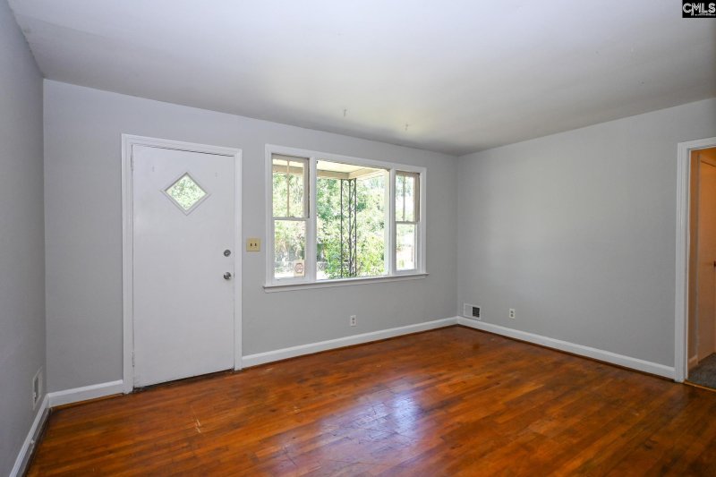 Property image 4 of 3604 Hydrangea Street in Rosewood, Columbia, SC 29205