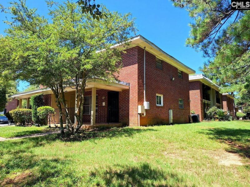 Property image 3 of 601 Riverhill Circle C8 in Riverhill Condos, Columbia, SC 29210-8157