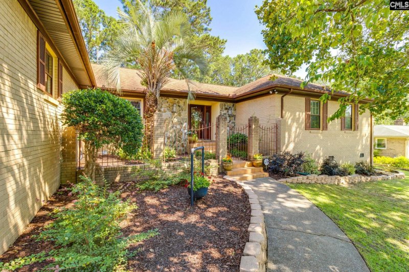 Property image 4 of 9628 Highgate Road in Briarwood, Columbia, SC 29223