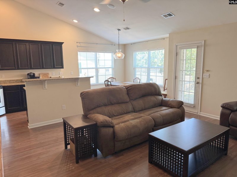 Property image 5 of 567 Blue Ledge Circle in Persimmon Grove, Lexington, SC 29072