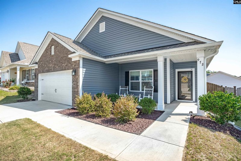 Property image 2 of 972 Oxbow Lane in Colony Lakes, Lexington, SC 29073