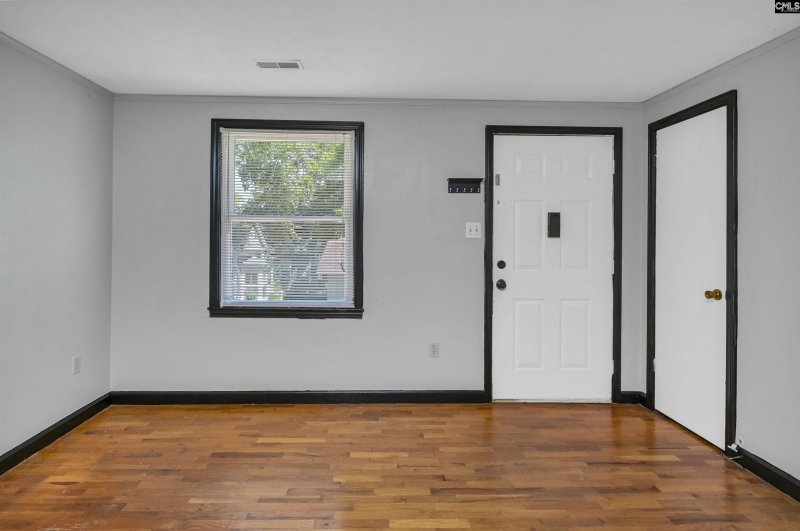 Property image 4 of 918 King Street in Olde Shandon, Columbia, SC 29205