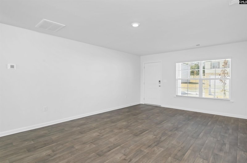 Property image 5 of 584 Edgetree Drive in Hunters Branch, Hopkins, SC 29061