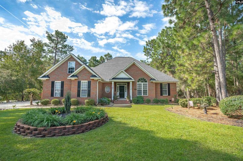 Property image 2 of 17 Blackhawk Court in Eagles Glen, Blythewood, SC 29016