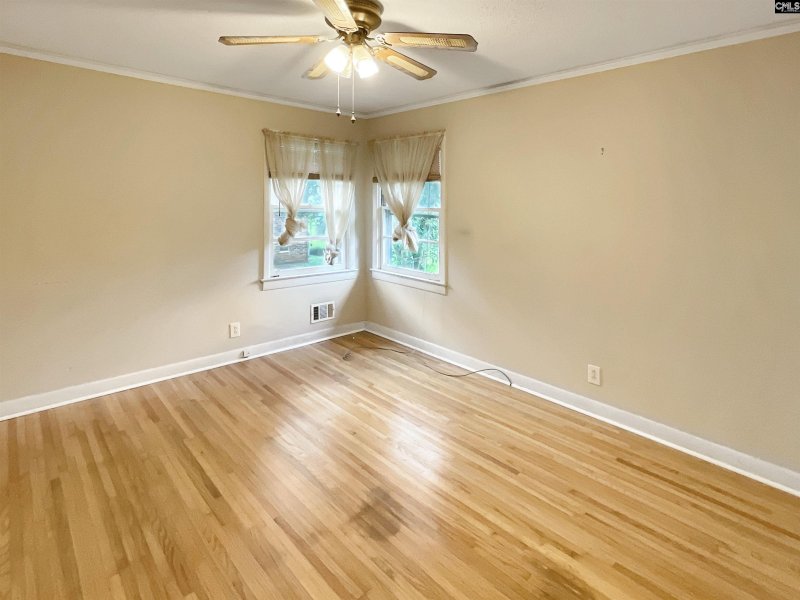 Property image 4 of 1820 Omarest Drive in Riverside Forest, Columbia, SC 29210