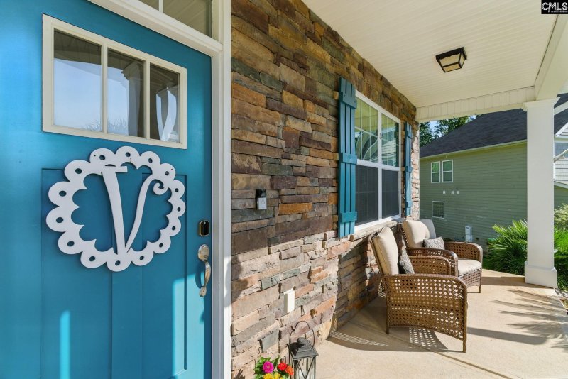 Property image 4 of 405 Eagle Claw Court in Eagles Nest, Chapin, SC 29036