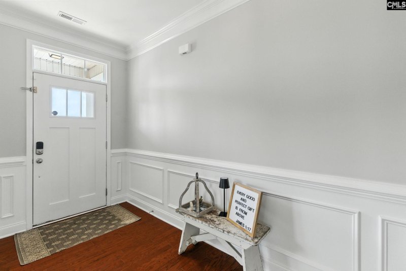 Property image 5 of 405 Eagle Claw Court in Eagles Nest, Chapin, SC 29036