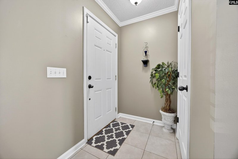 Property image 3 of 104 Squire Road in Brickyard Village, Columbia, SC 29223-8232