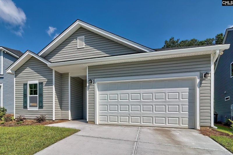 Property image 2 of 815 Daniel Lake Court in Emanuel Creek, West Columbia, SC 29170