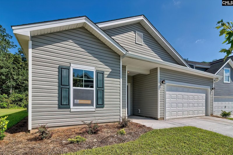 Property image 3 of 815 Daniel Lake Court in Emanuel Creek, West Columbia, SC 29170