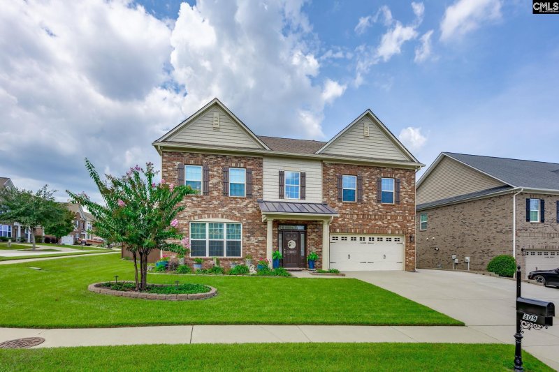 Vintners Wood, Lexington Community