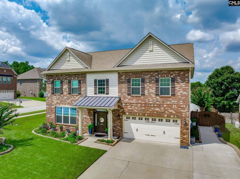 Property image 2 of 309 Asa Rose Lane in Vintners Wood, Lexington, SC 29072