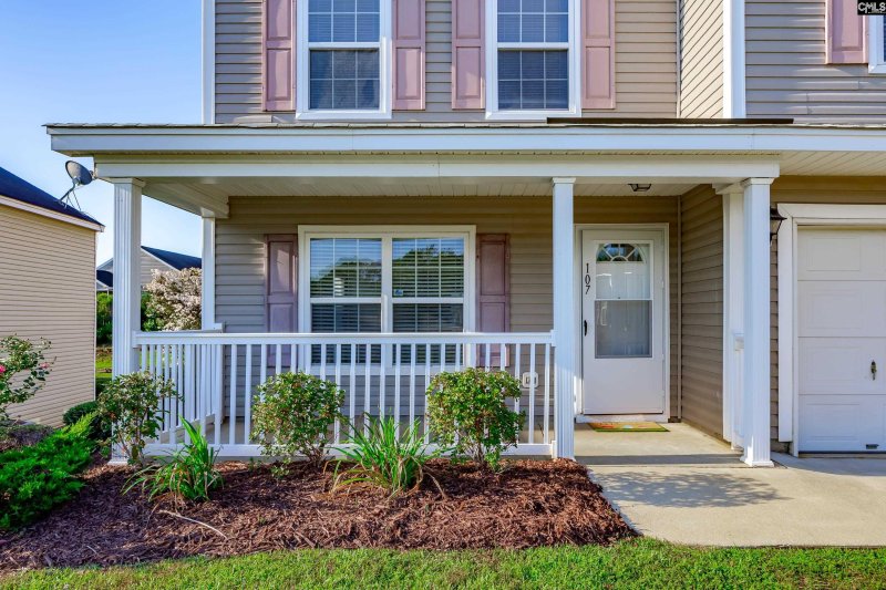 Property image 2 of 107 Ironcrest Way in Chestnut Hill Plantation, Columbia, SC 29212