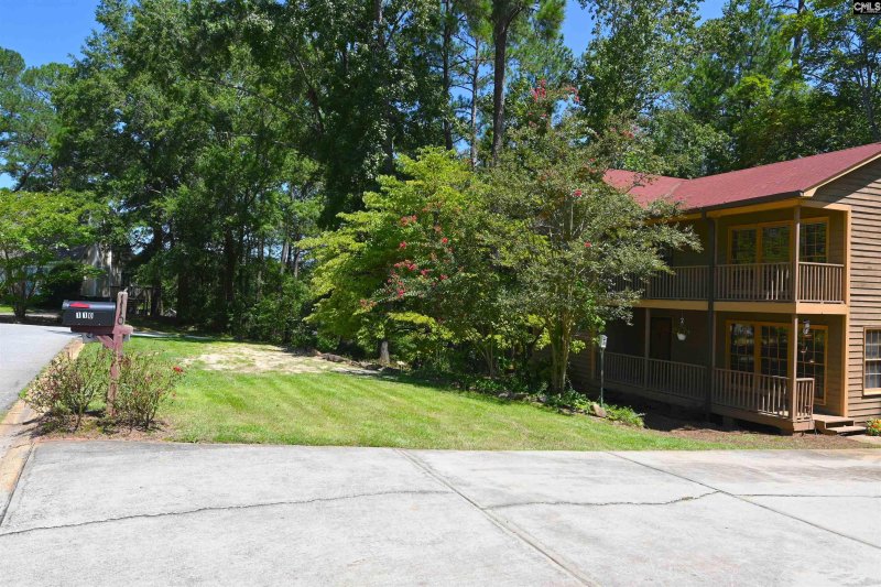 Property image 5 of 110 Bilton Road in Coldstream, Columbia, SC 29212
