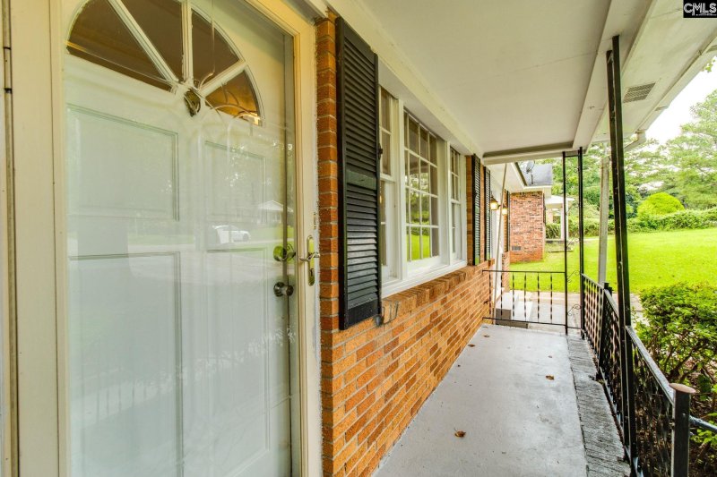 Property image 3 of 242 W Miriam Drive in Byrneswood, Columbia, SC 29203