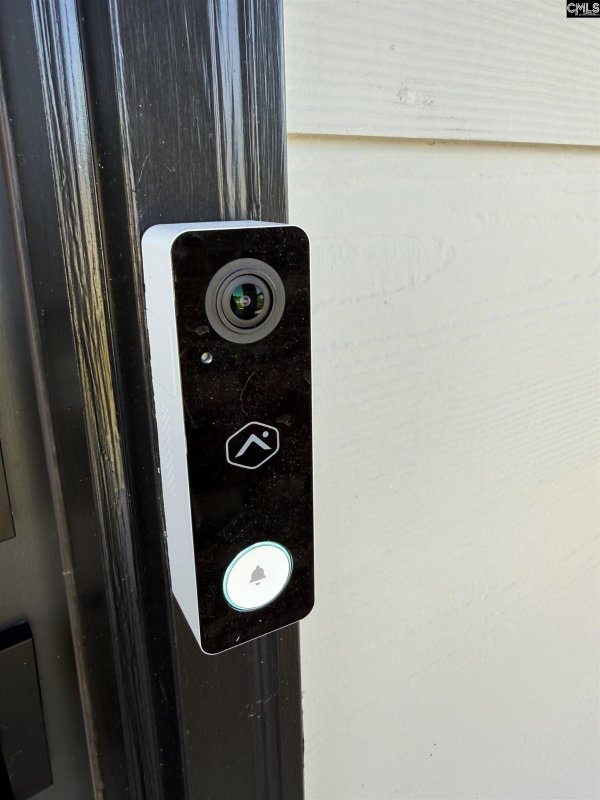 Property image 5 of 129 Odell Drive in Dunbar Village, Cayce, SC 29033