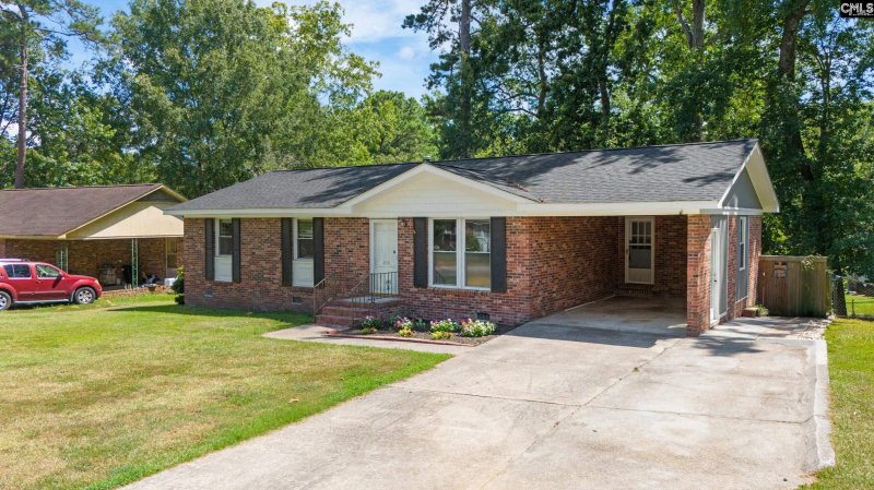 Property image 5 of 2126 Rolling Hills Road in Kingswood, Columbia, SC 29210