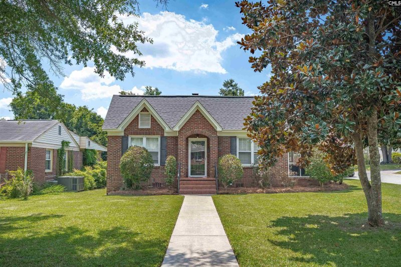 Property image 2 of 3600 Yale Avenue in Shandon, Columbia, SC 29205
