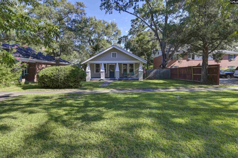 Property image 2 of 2611 Cypress Street in Olde Shandon, Columbia, SC 29205-1671