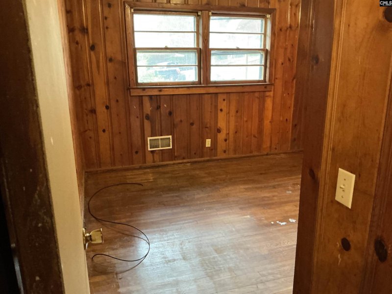 Property image 5 of 875 Delverton Road in Northwood Hills, Columbia, SC 29203-3642