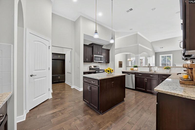 Property image 2 of 2071 Harvestwood Lane in Portrait Hill, Chapin, SC 29036