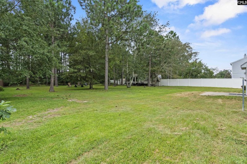 Property image 3 of 472 Ridgehill Drive in Ridgewood, Lexington, SC 29073