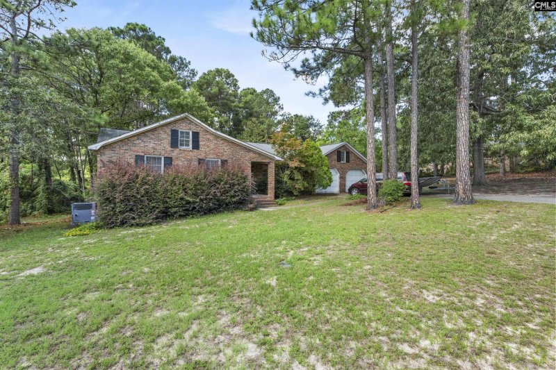 Property image 2 of 117 Belle Oaks Drive in Briarcliffe Estates, Elgin, SC 29045