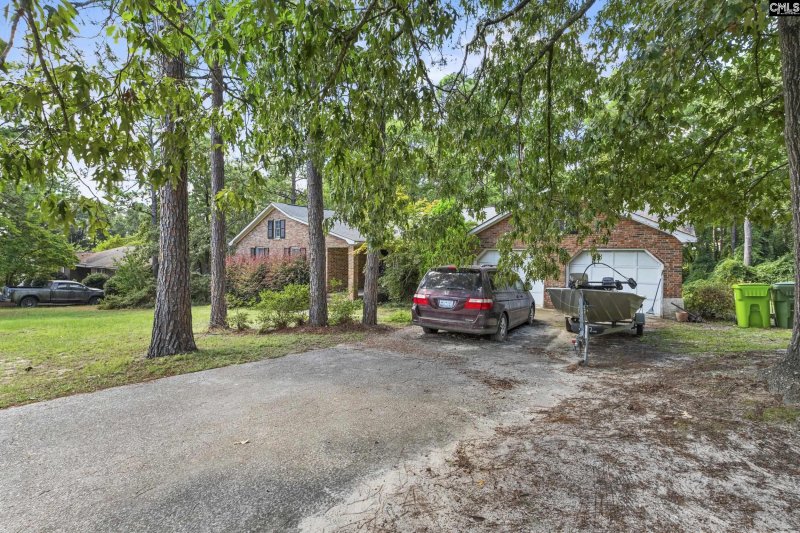 Property image 3 of 117 Belle Oaks Drive in Briarcliffe Estates, Elgin, SC 29045