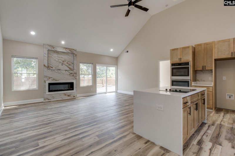 Property image 4 of 106 Oak Manor Drive in Carriage Oaks, Columbia, SC 29229