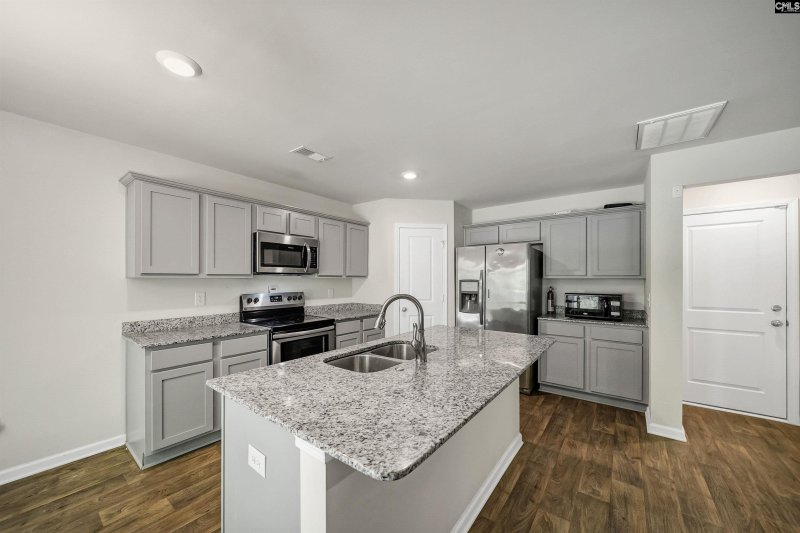 Property image 5 of 155 Plum Orchard Drive in Cumberland Place, West Columbia, SC 29170