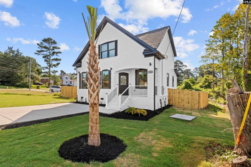 Property image 2 of 314 Park Lane in Parkwood, West Columbia, SC 29170