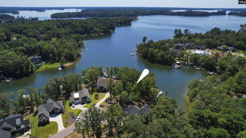 Property image 3 of 1095 Refuge Place in Whitewater Landing, Chapin, SC 29036