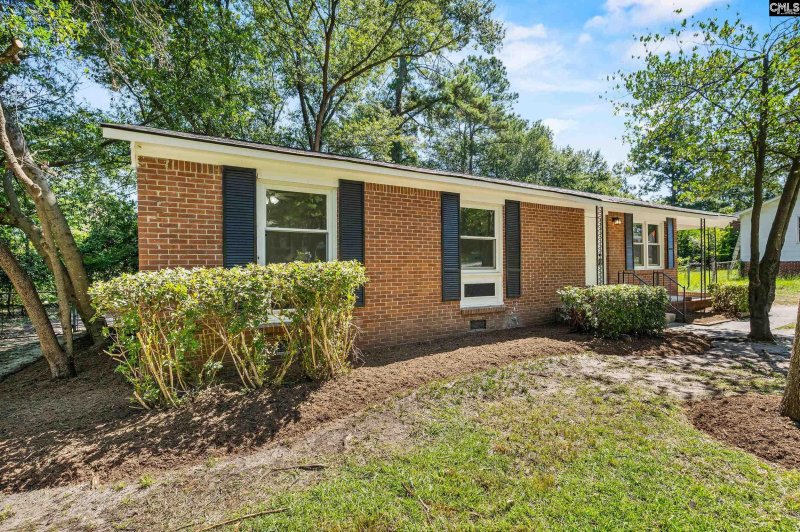 Property image 2 of 311 Abraham Street in Greenview, Columbia, SC 29203