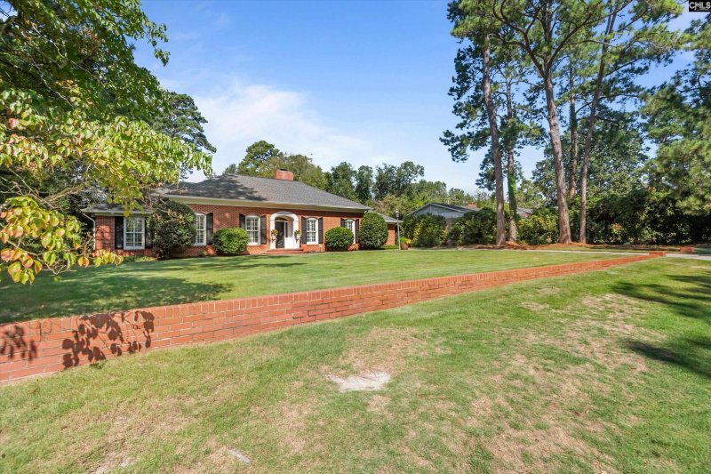 Property image 3 of 6315 Goldbranch Road in Forest Lake Estates, Columbia, SC 29206