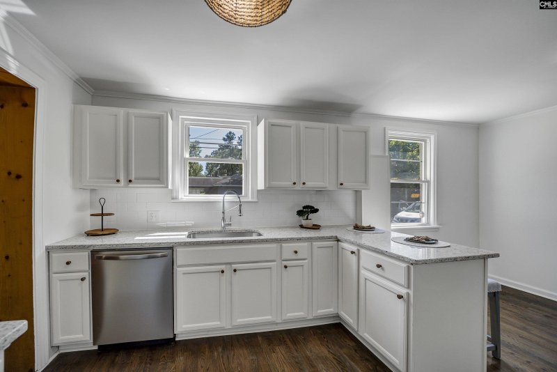 Property image 3 of 1130 Hancock Street in Rosewood, Columbia, SC 29205