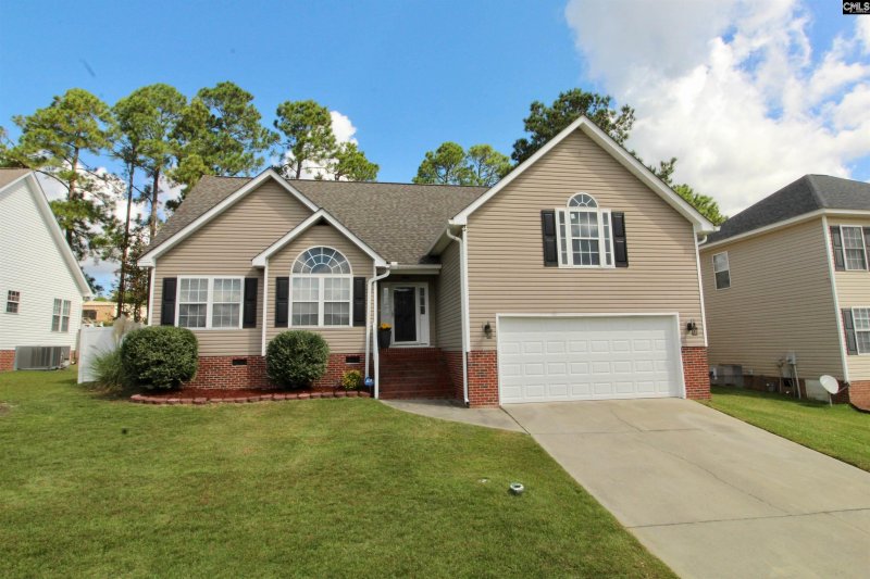 Property image 2 of 301 Long Needle Drive in Ashley Ridge, Columbia, SC 29229