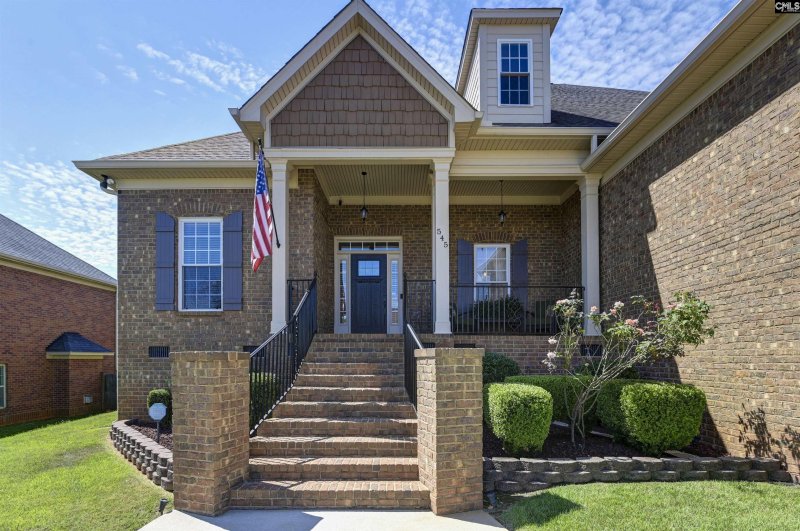 Property image 2 of 545 Everton Drive in Westcott Ridge, Chapin, SC 29036