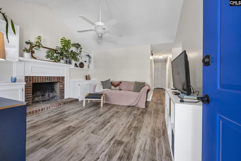 Property image 5 of 1007 Chevis Street in Rosewood, Columbia, SC 29205-4608