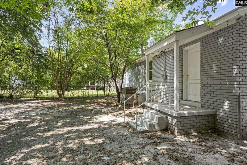 Property image 4 of 2230 Corning Road in Rosewood, Columbia, SC 29205