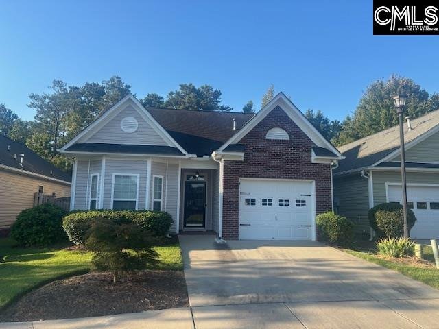 Ivy Square, Columbia Community