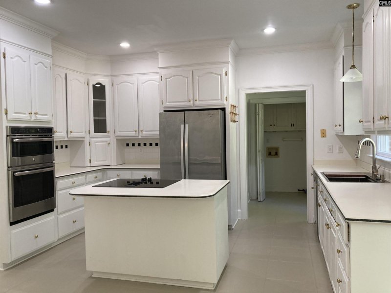 Property image 4 of 256 Sheringham Road in Sheffield, Columbia, SC 29212-0000