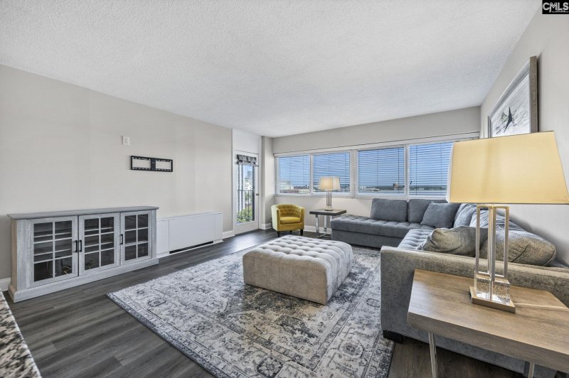 Property image 3 of 1520 Senate Street 91 in Senate Plaza, Columbia, SC 29201