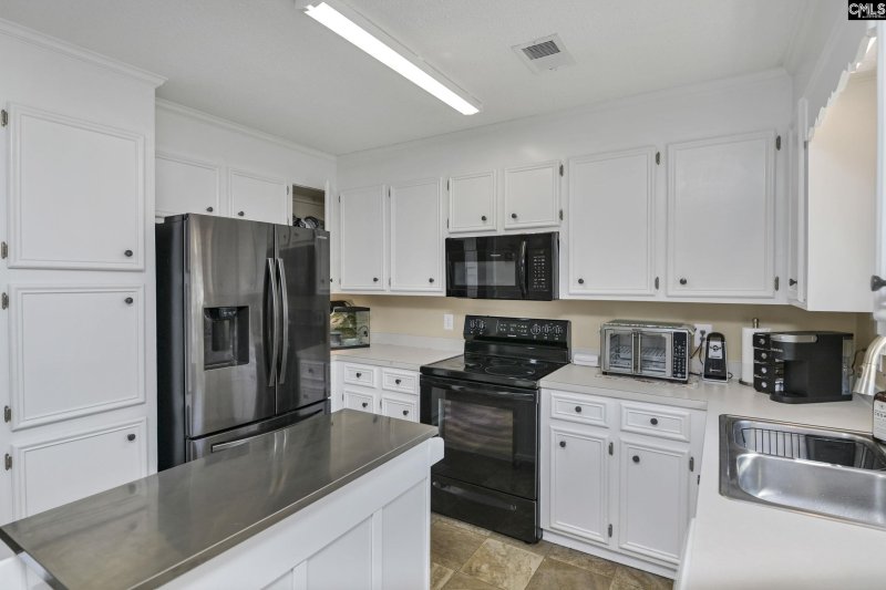 Property image 2 of 221 Colony Lakes in Colony Lakes, Lexington, SC 29073