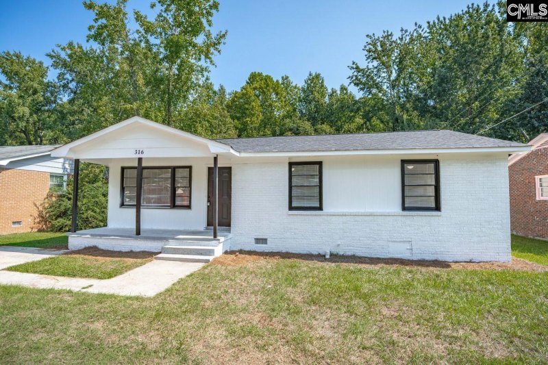 Forestwood Estates, Columbia Community