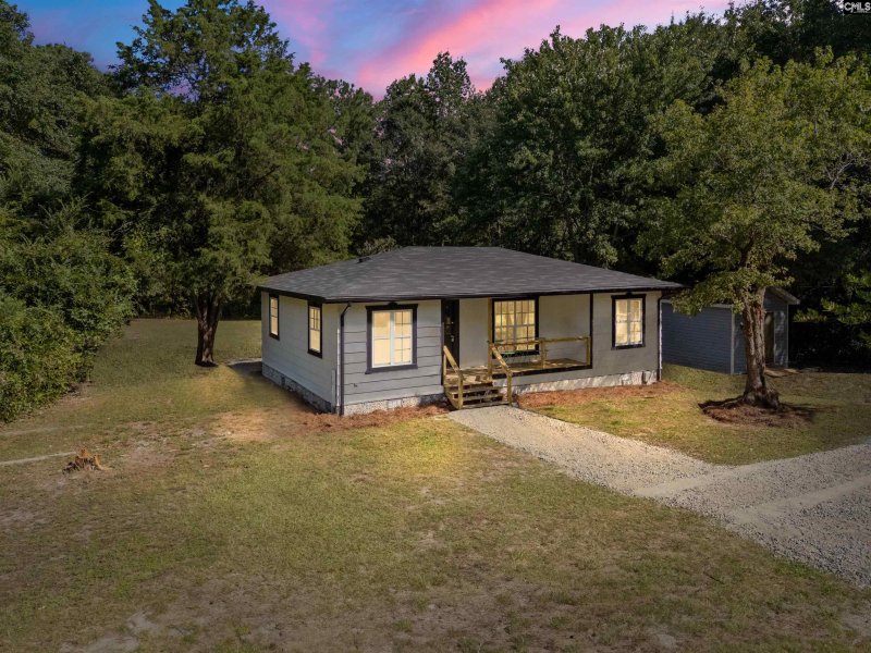 Farrowood Estates, Columbia Community