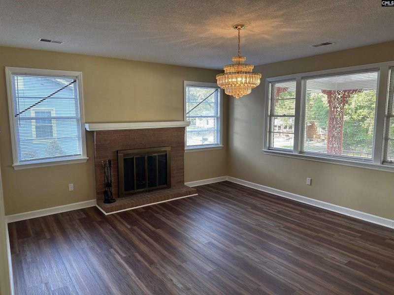 Property image 3 of 500 Isaac Street in Greenview, Columbia, SC 29203-5022